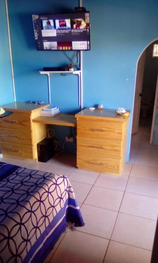 Finch Apartment Gwa Kay Εξωτερικό φωτογραφία